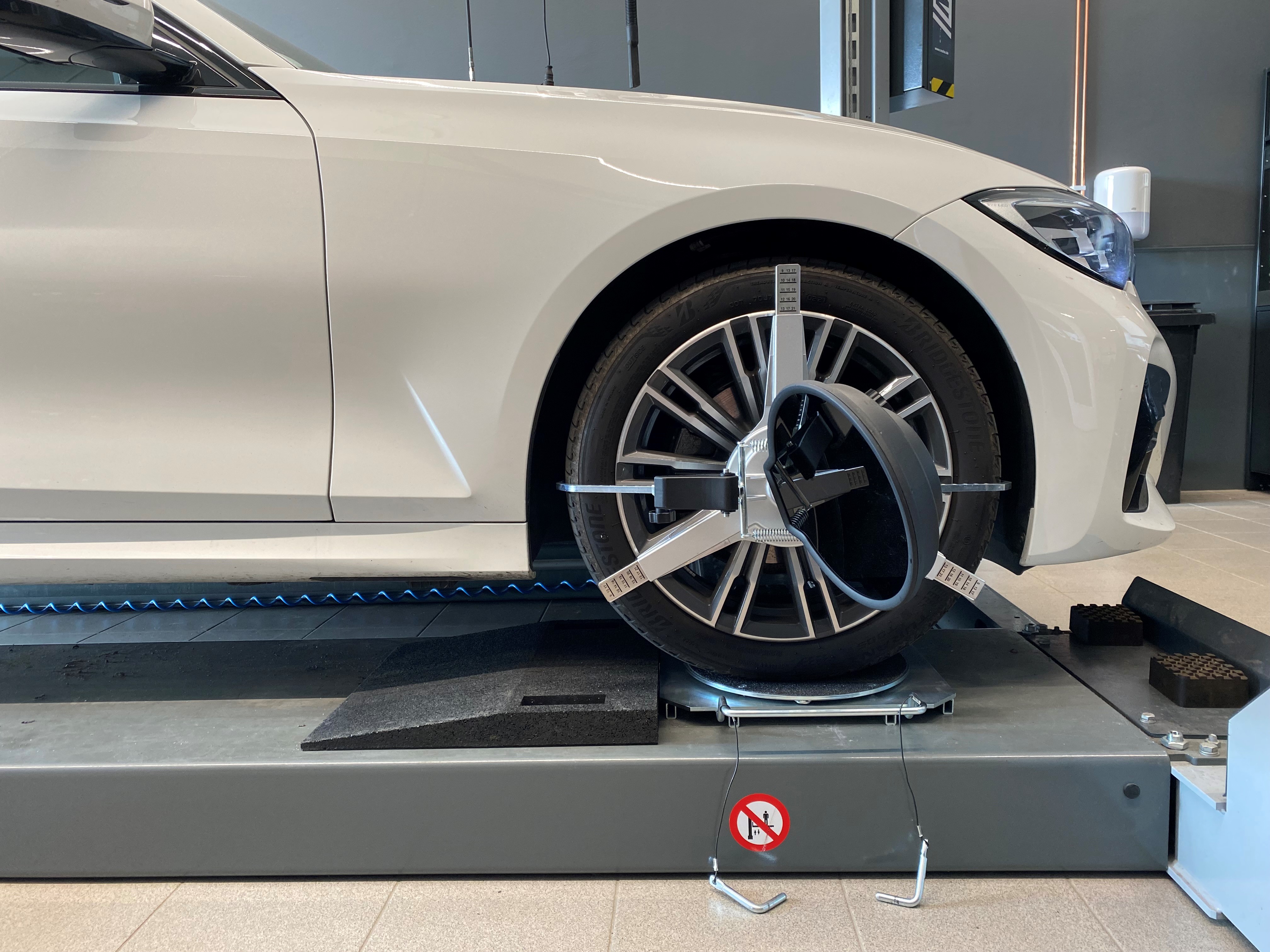 Universalkit hjulinst�llning