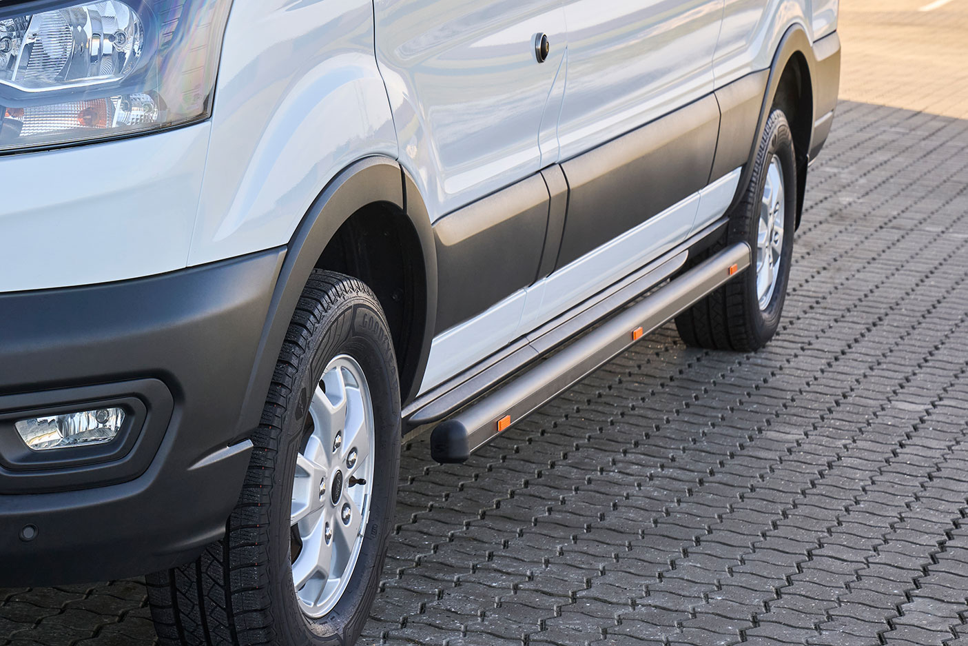 Alu Side bar / E-Transit 22-