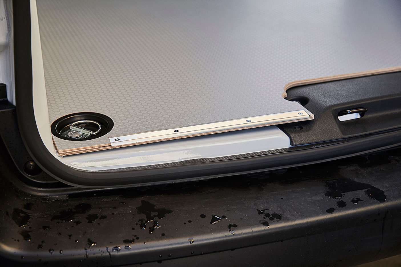 Lastegulv 9mm lysegr� finer